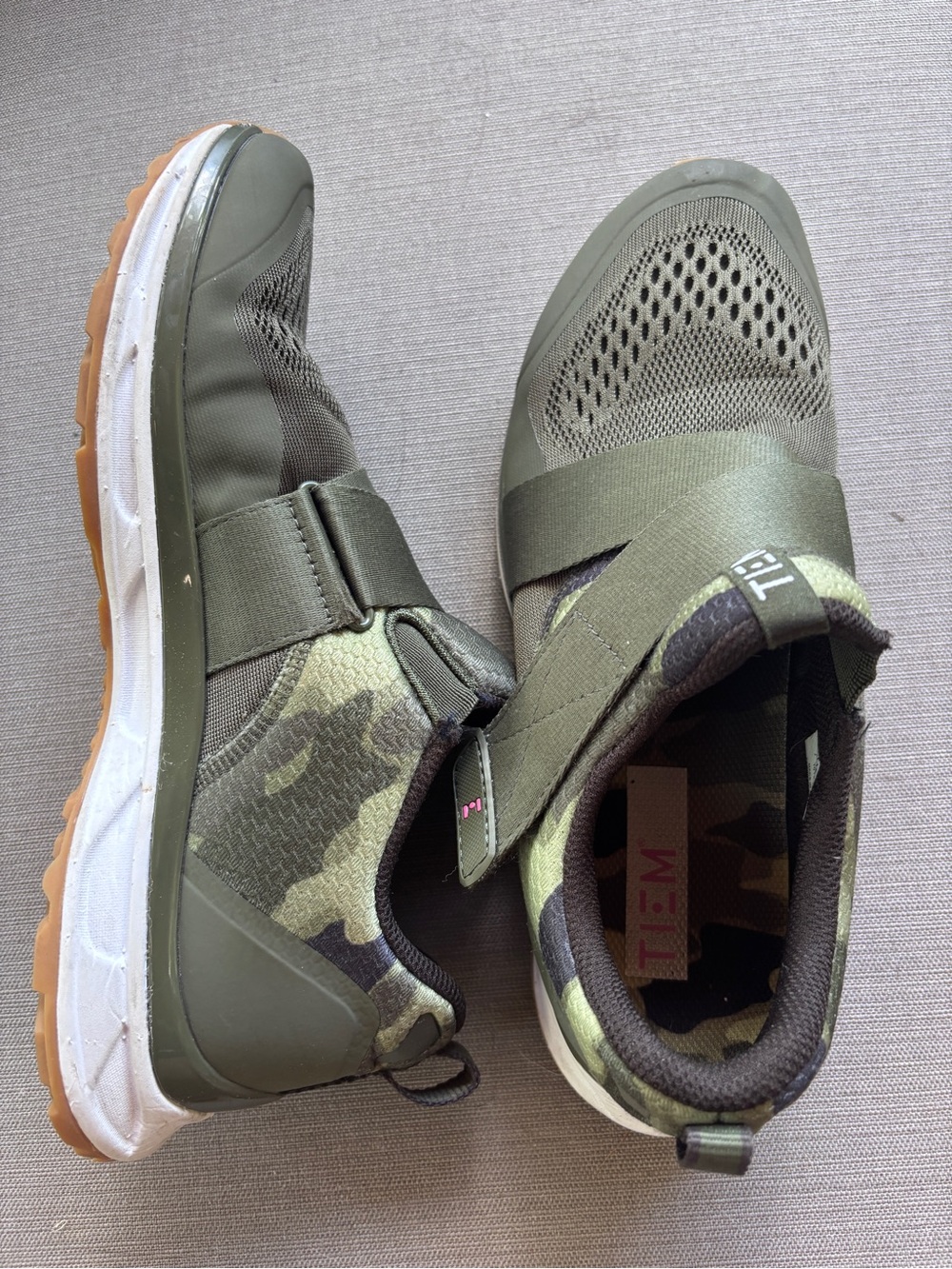 T.I.E.M Olive Green Camouflage Slip-On clip in spin/cycle shoes